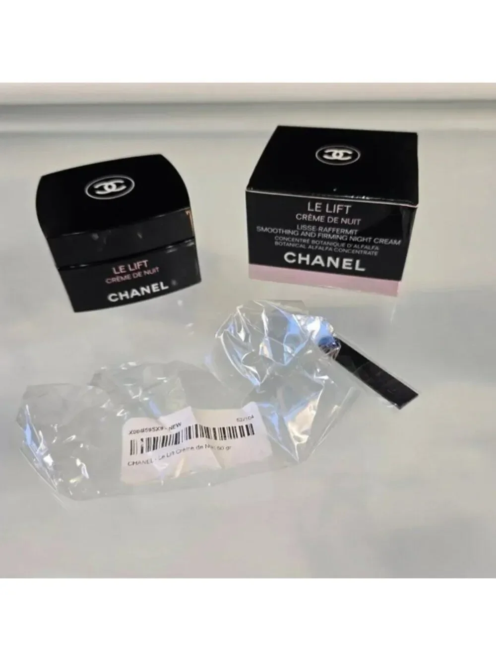 CHANEL empty jar 